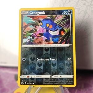 Croagunk 165/264 Pokémon TCG Reverse Holo
